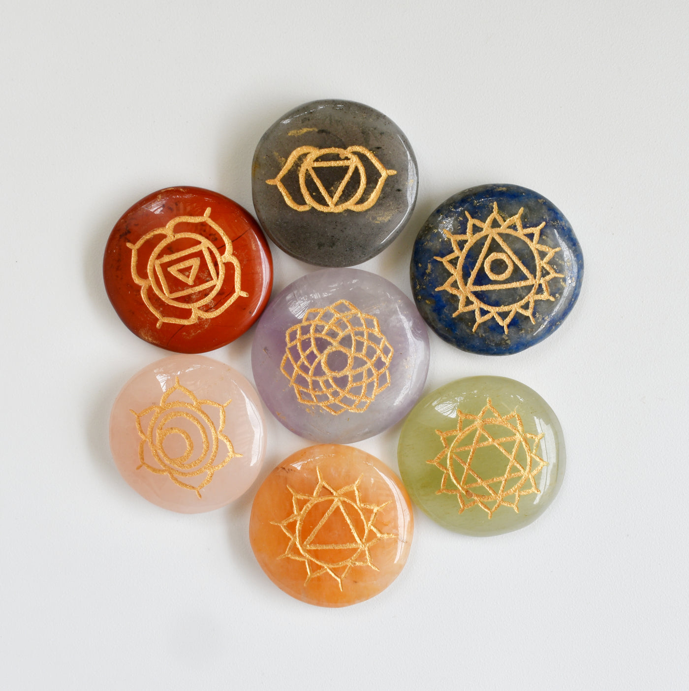 Chakra Crystals Set, Round Reiki 7 Chakra Stones Set, Wooden Grid Plate, Selenite Log