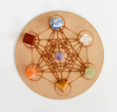 Chakra Crystals Geometric Set, 7 Chakra Plato Stones with Wooden Grid Plate, Selenite Log