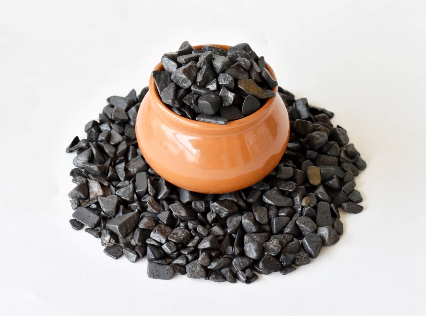 Hematite Gemstone Chips (Balance and Support The Healing Of Your Body)