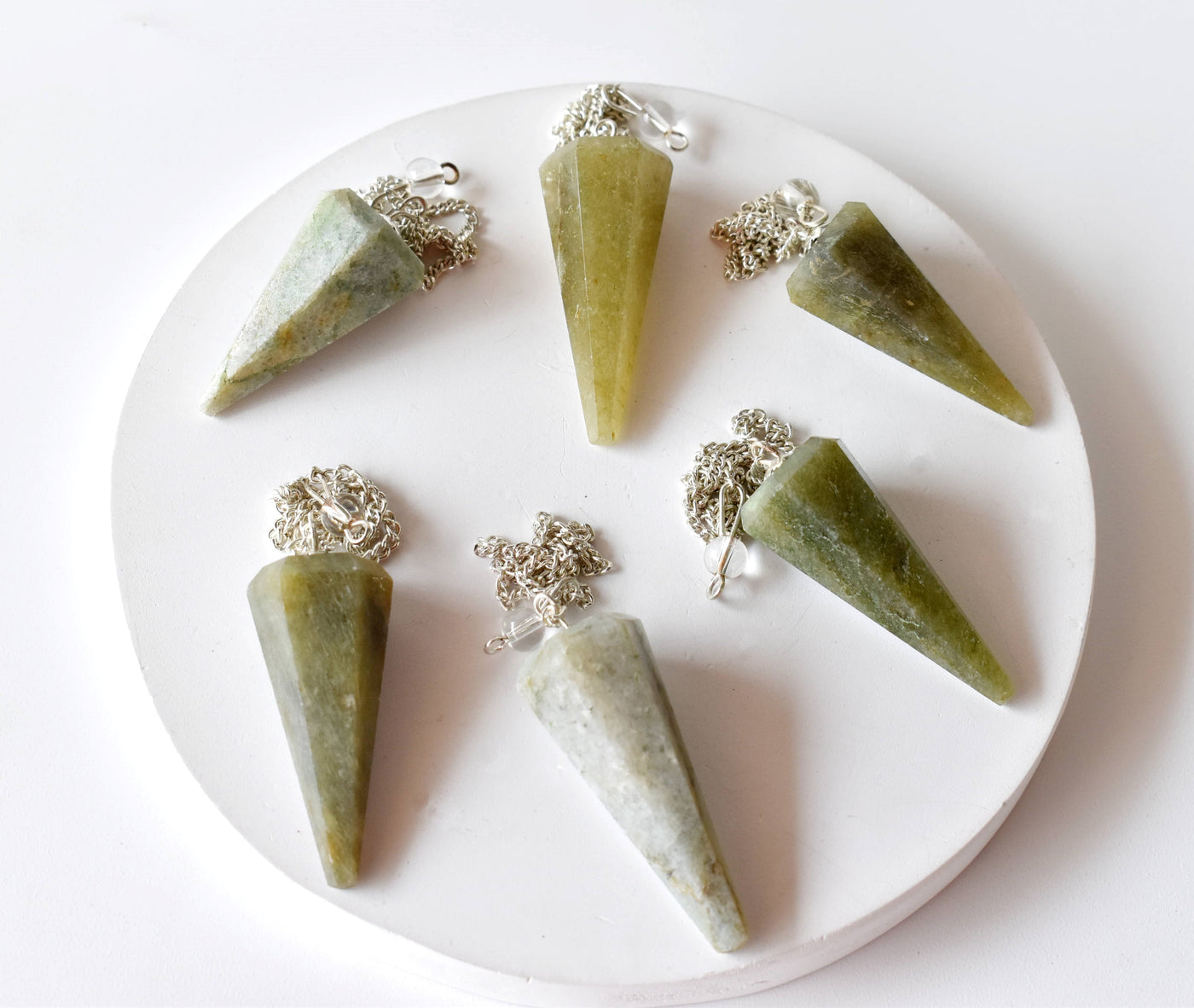 Green Aventurine Pendulum (Cleansing and Stress Relief)