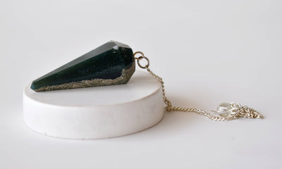 Moss Agate Pendulum (Purification and Balance)