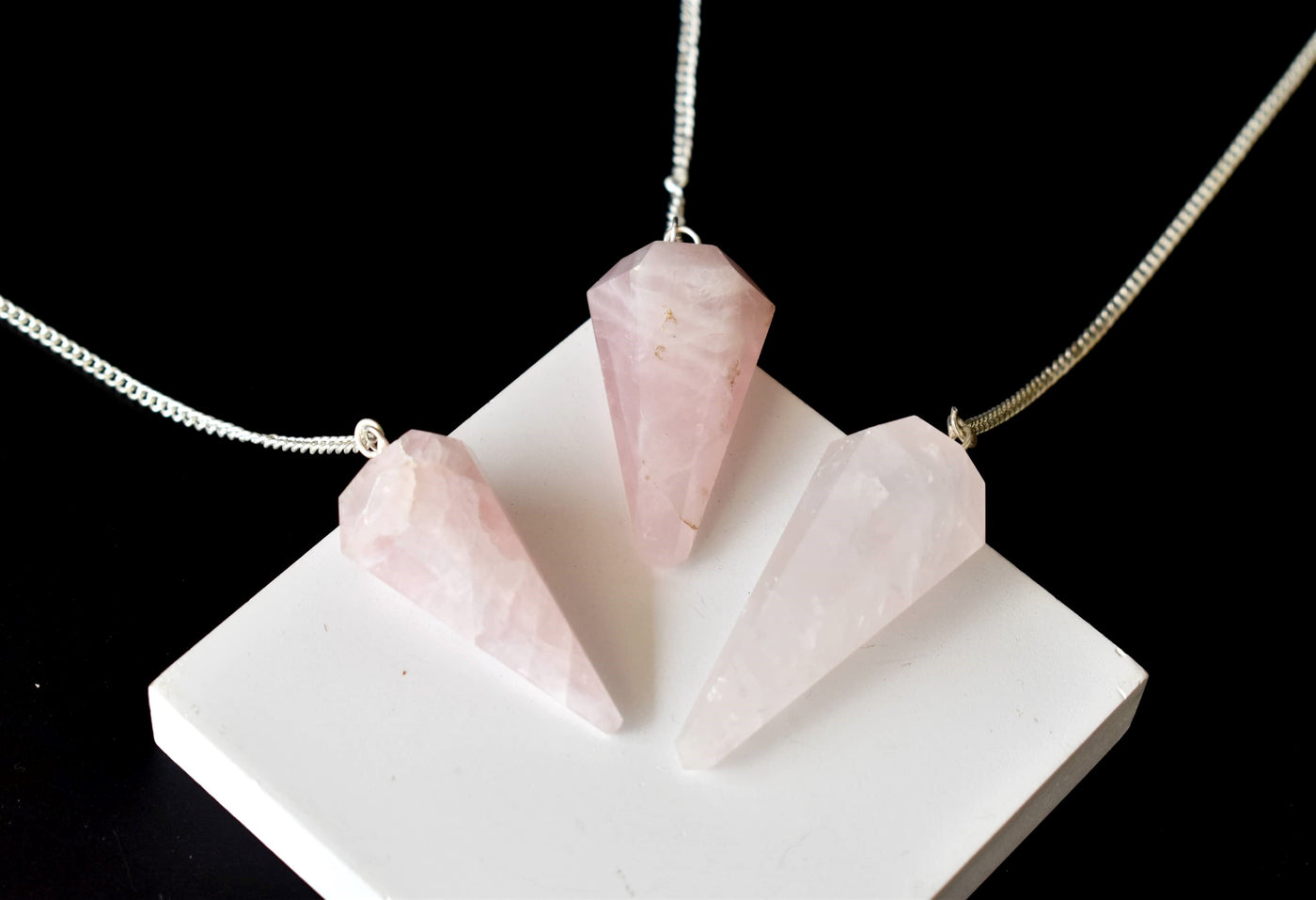 Rose Quartz Pendulum (Creativity and Empathy )