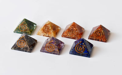 Chakra Crystals Orgone Pyramids Set, Wooden Grid Plate, Selenite Log