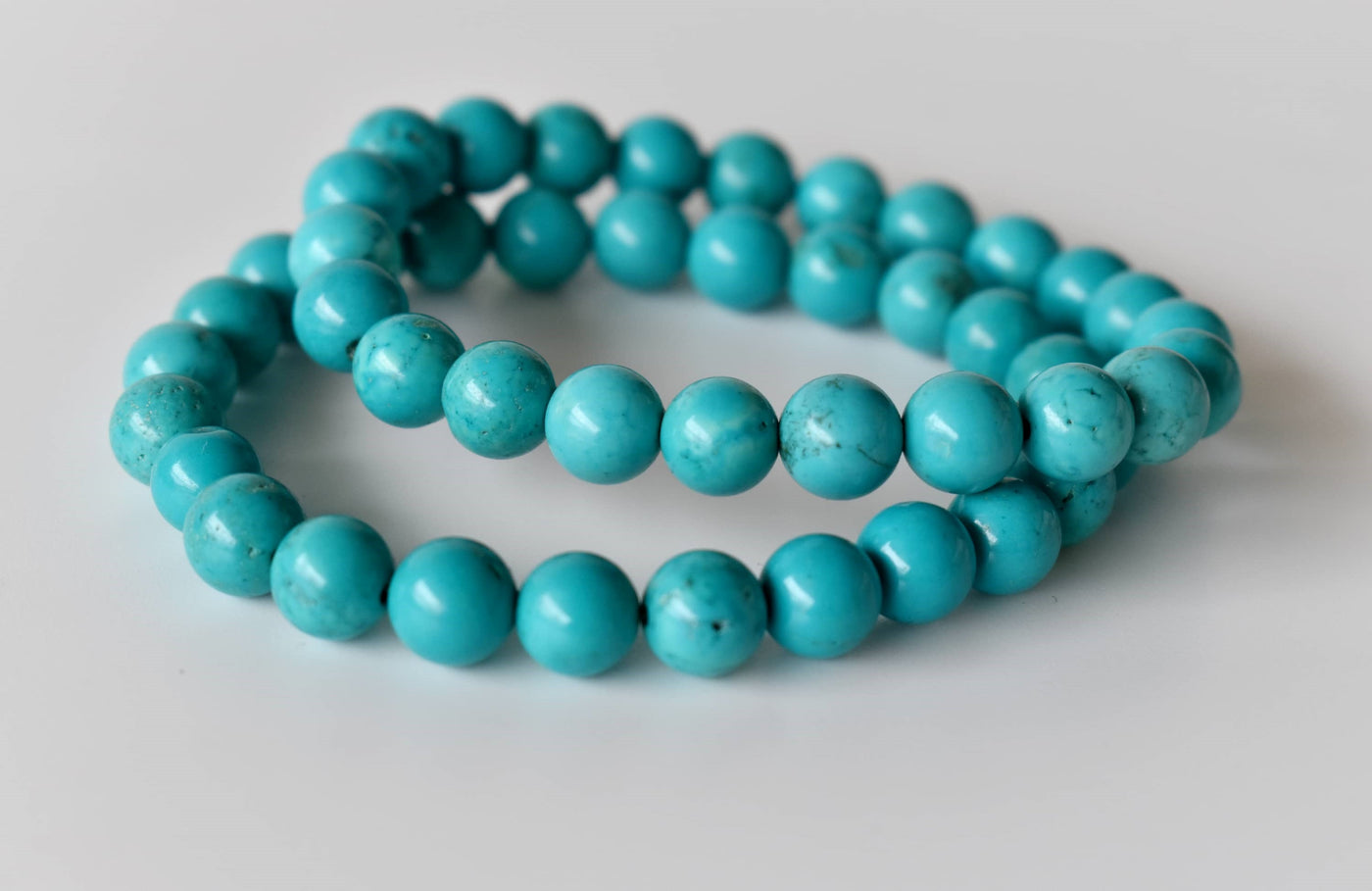 Turquoise Howlite Bracelet (Dream Recall and Patience)