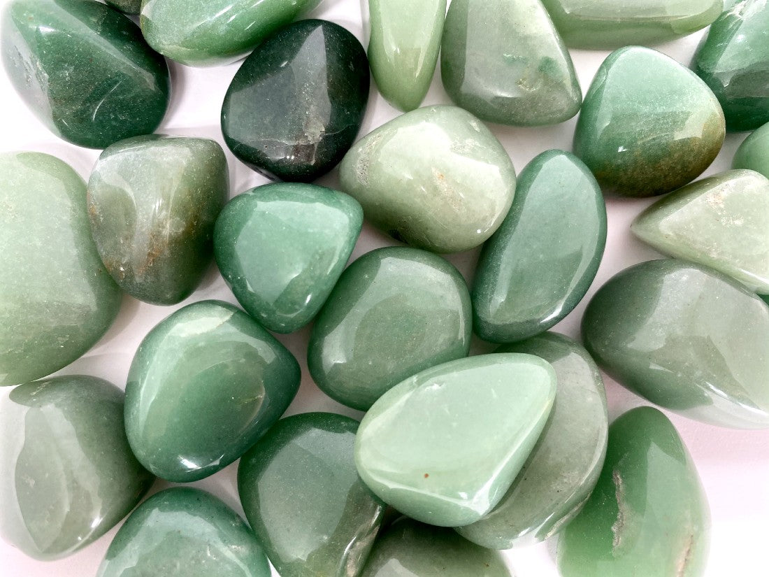 Green Aventurine Tumbled Crystals (Emotional Understanding and Luck And Good Fortune)