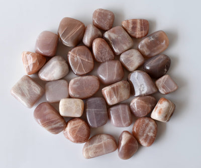 Moonstone Tumbled Crystals(Creativity and Emotional Understanding)