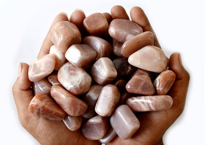 Moonstone Tumbled Crystals(Creativity and Emotional Understanding)