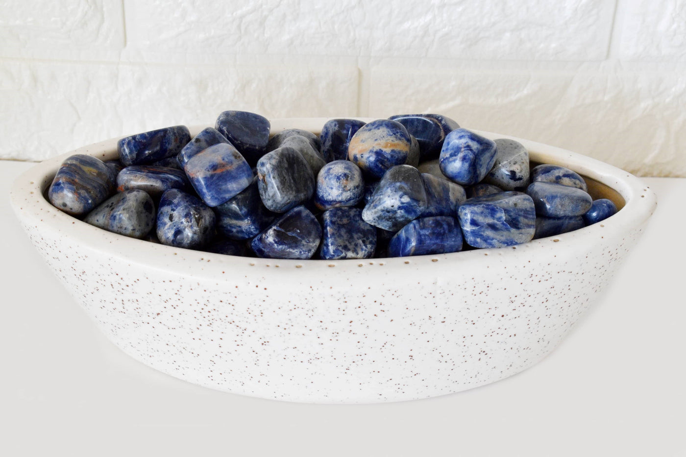 Sodalite Tumbled Crystals (Meditation and Angelic Communication)