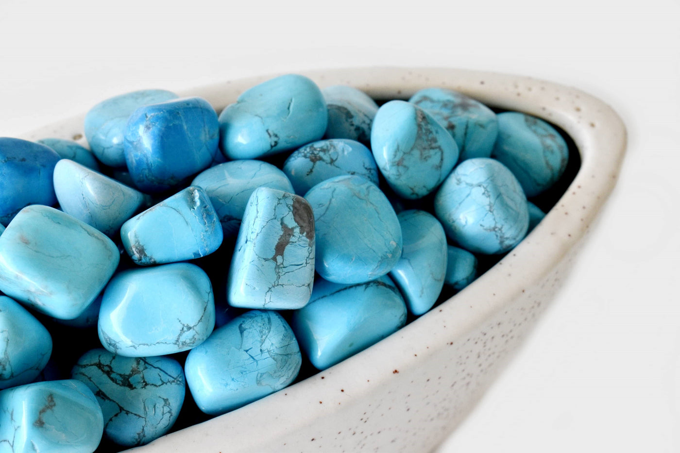 Turquoise Howlite Tumbled Crystals(Promotes Self-Realisation and Assists Creative Problem Solving)