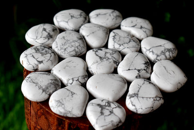 Howlite Heart Crystal, Puffy Mini 1 Inch Pocket Crystal Heart