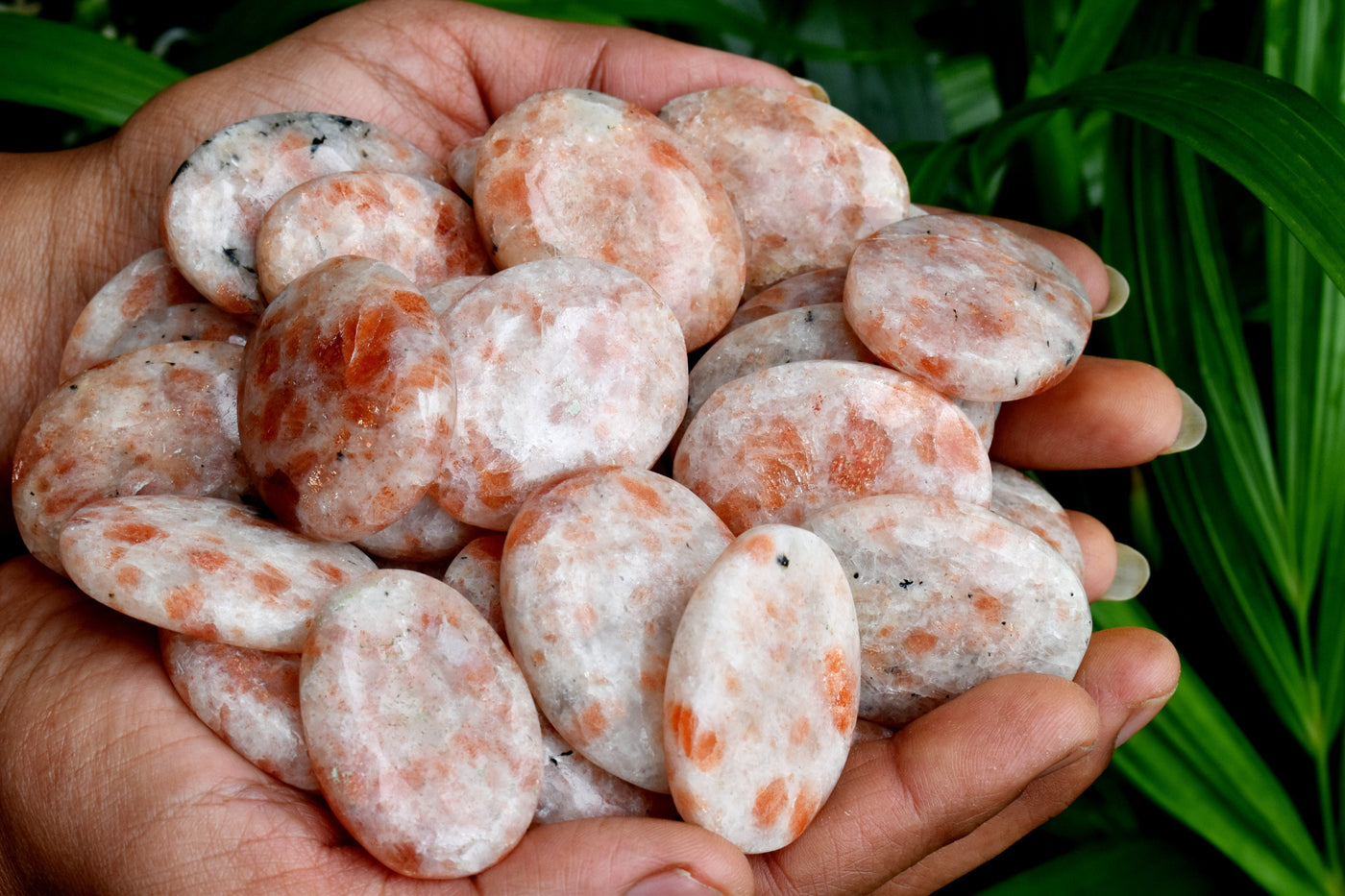 25pcs Polished Sunstone Crystal Worry Stone